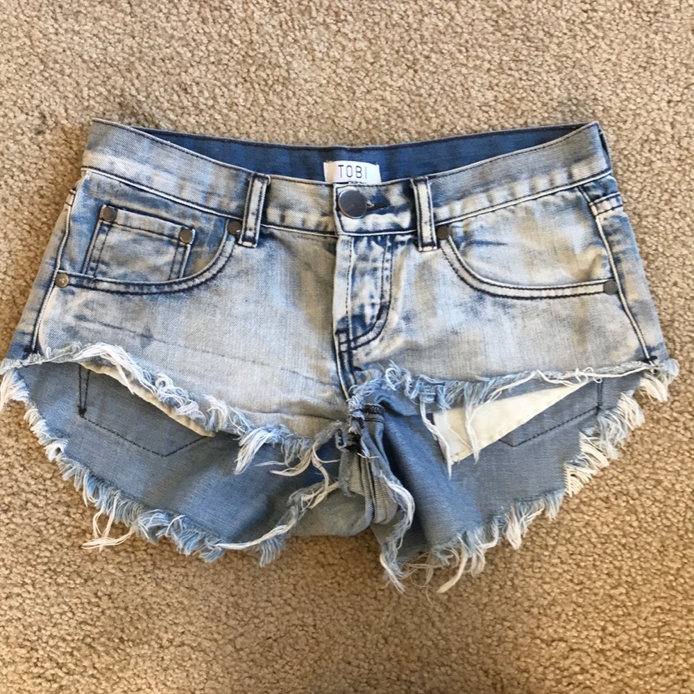 TOBI DENIM SHORTS